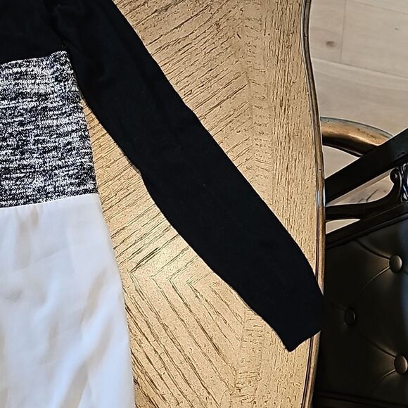 Black and white long sleeve top XS Calvin Klein - Picture 3 of 7